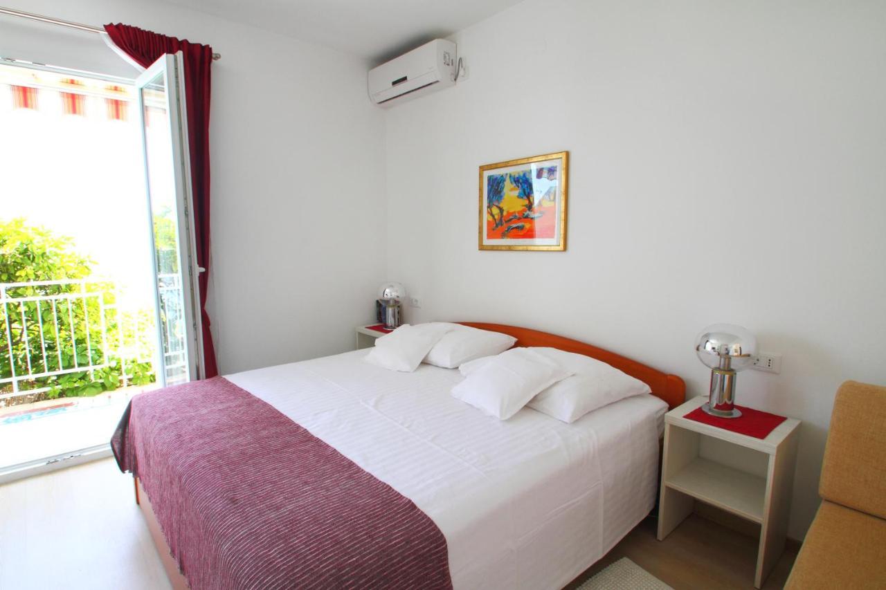 Apartment Ante *